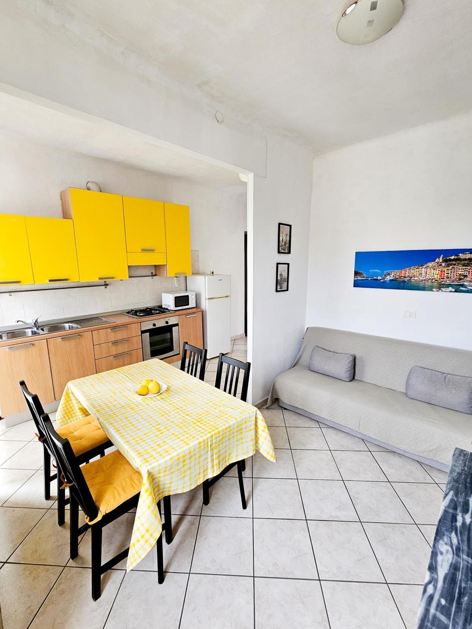 לה ספציה Narissara Apartment מראה חיצוני תמונה