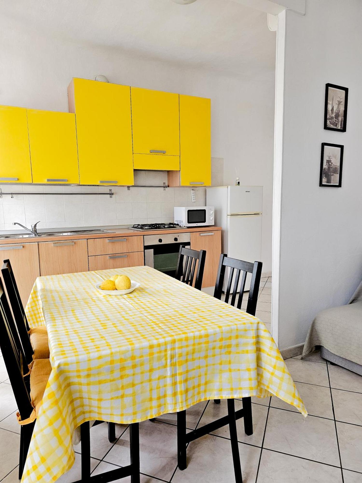 לה ספציה Narissara Apartment מראה חיצוני תמונה